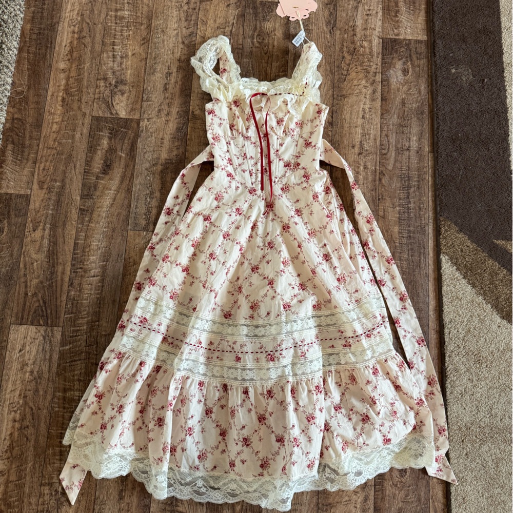 Lace made NWT prairie style dress